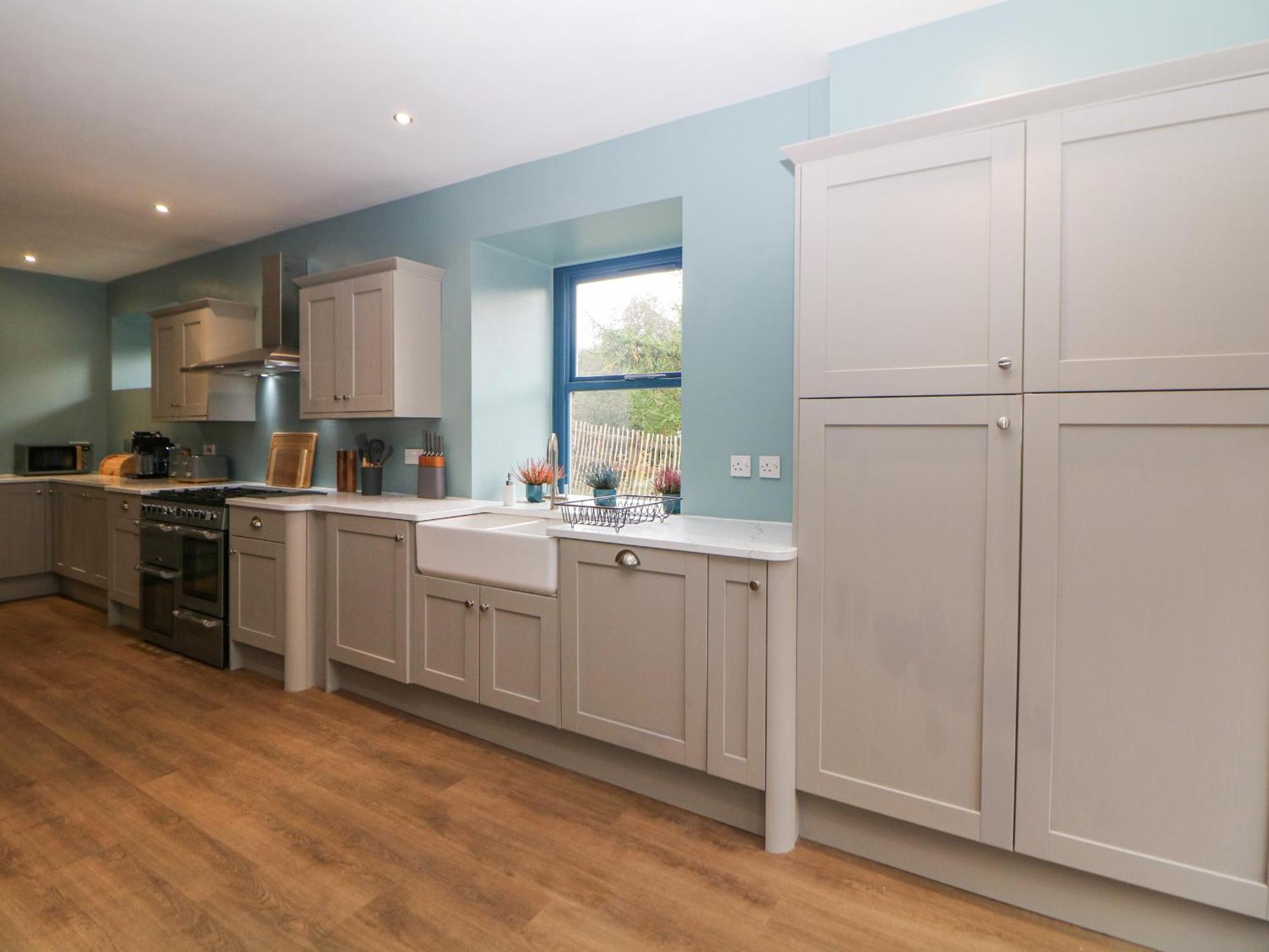 Blue Ron'S Villa Birch Vale Luaran gambar