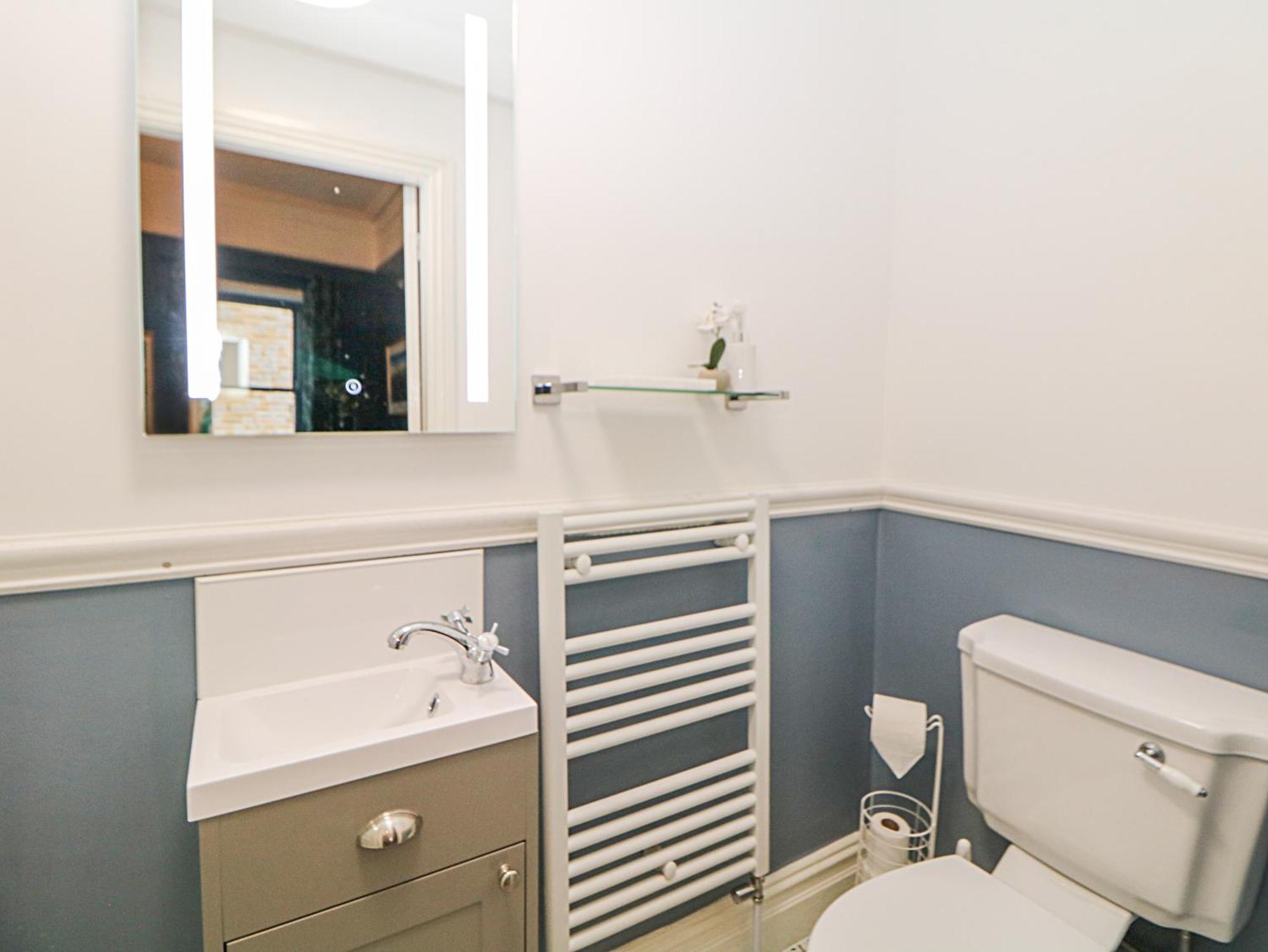 Blue Ron'S Villa Birch Vale Luaran gambar