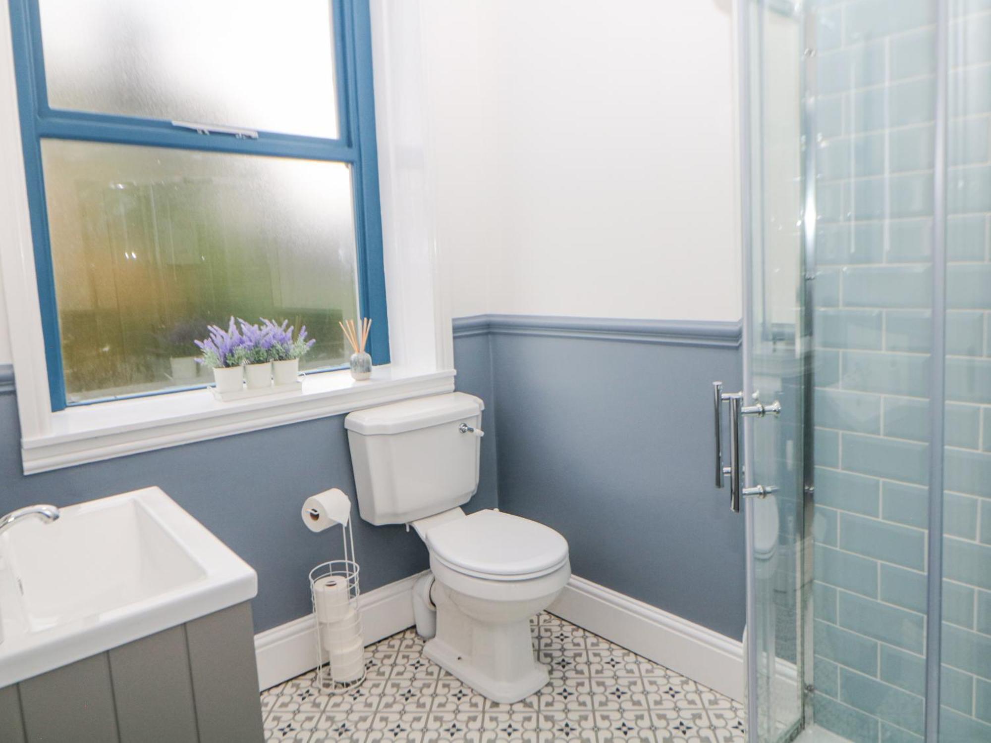 Blue Ron'S Villa Birch Vale Luaran gambar