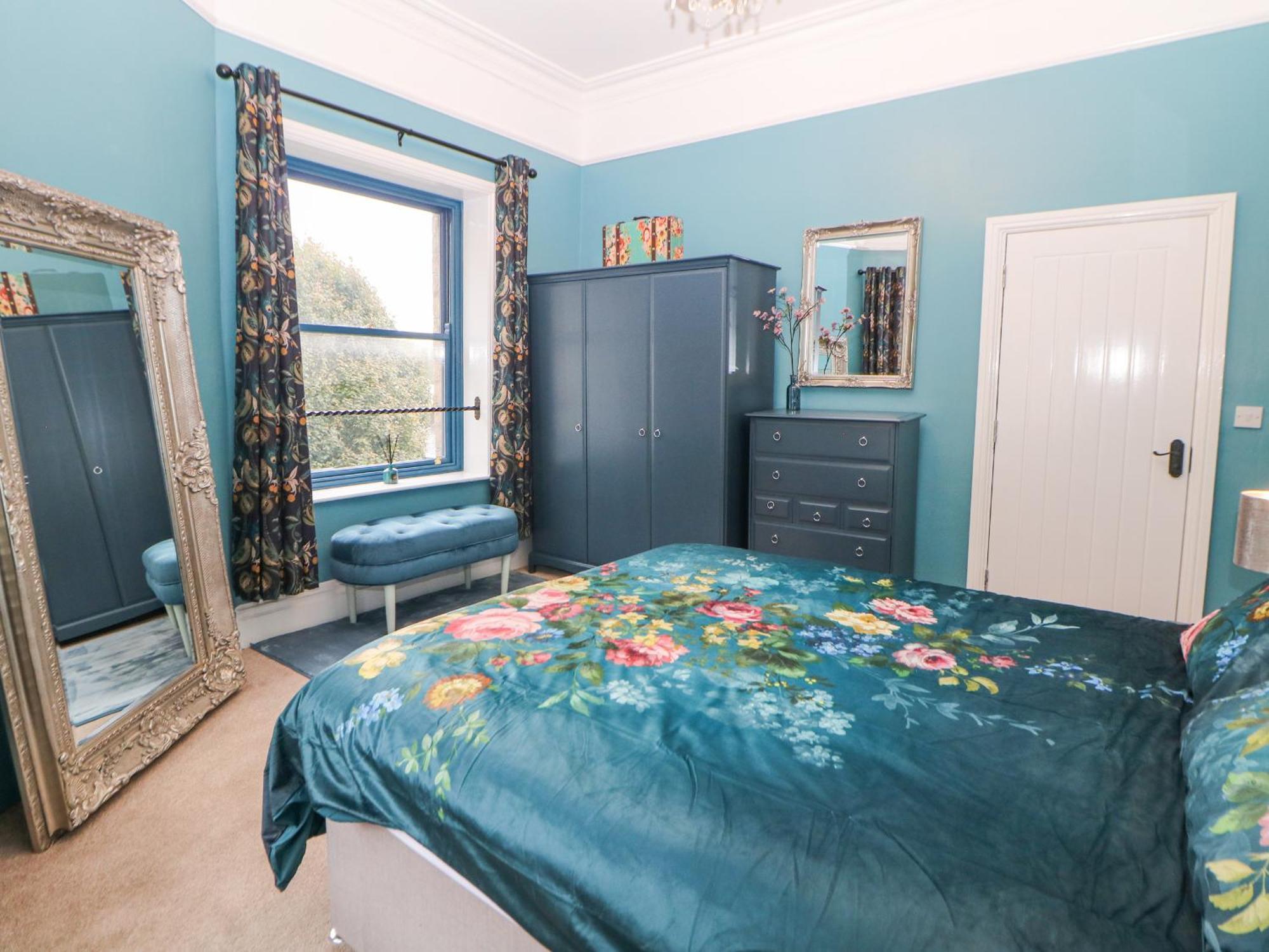 Blue Ron'S Villa Birch Vale Luaran gambar